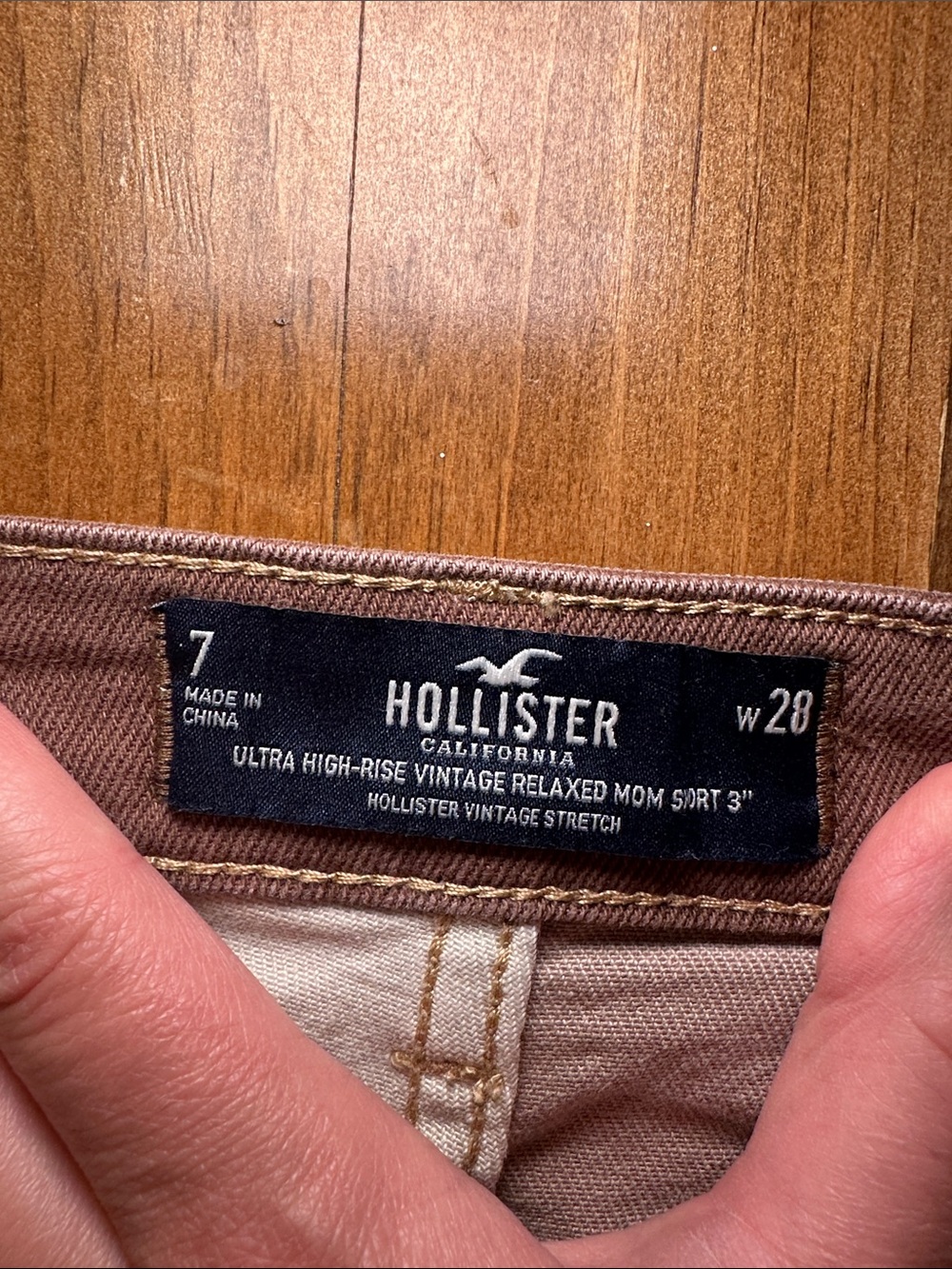 Hollister Brown Color Block Ultra High Rise Vintage Relaxed Mom Short - Picture 6 of 6